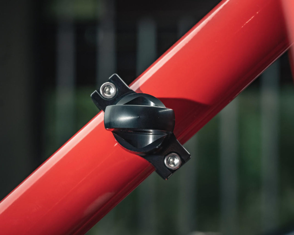 UTV INC 1.75” CLAMP ON BLACK ANODIZED BILLET ALUMINUM ADJUSTABLE WHIP MOUNT