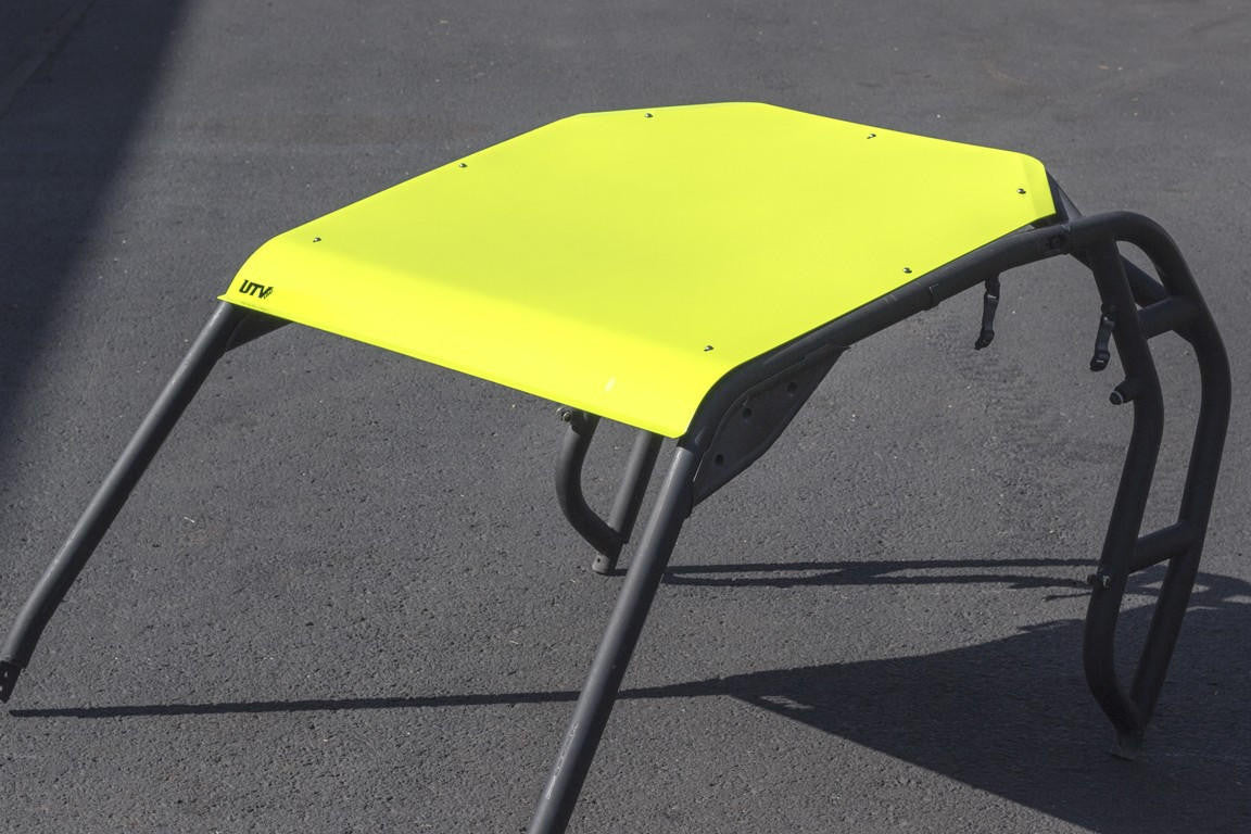 UTV INC 2014 + MANTA GREEN CAN AM MAVERICK 2 SEAT ALUMINUM ROOF