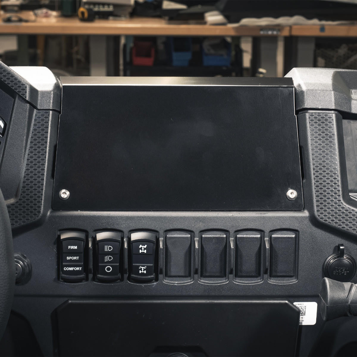 UTV INC 2019+ POLARIS RZR UNIVERSAL DASH-TABLET MOUNTING DASH PLATE