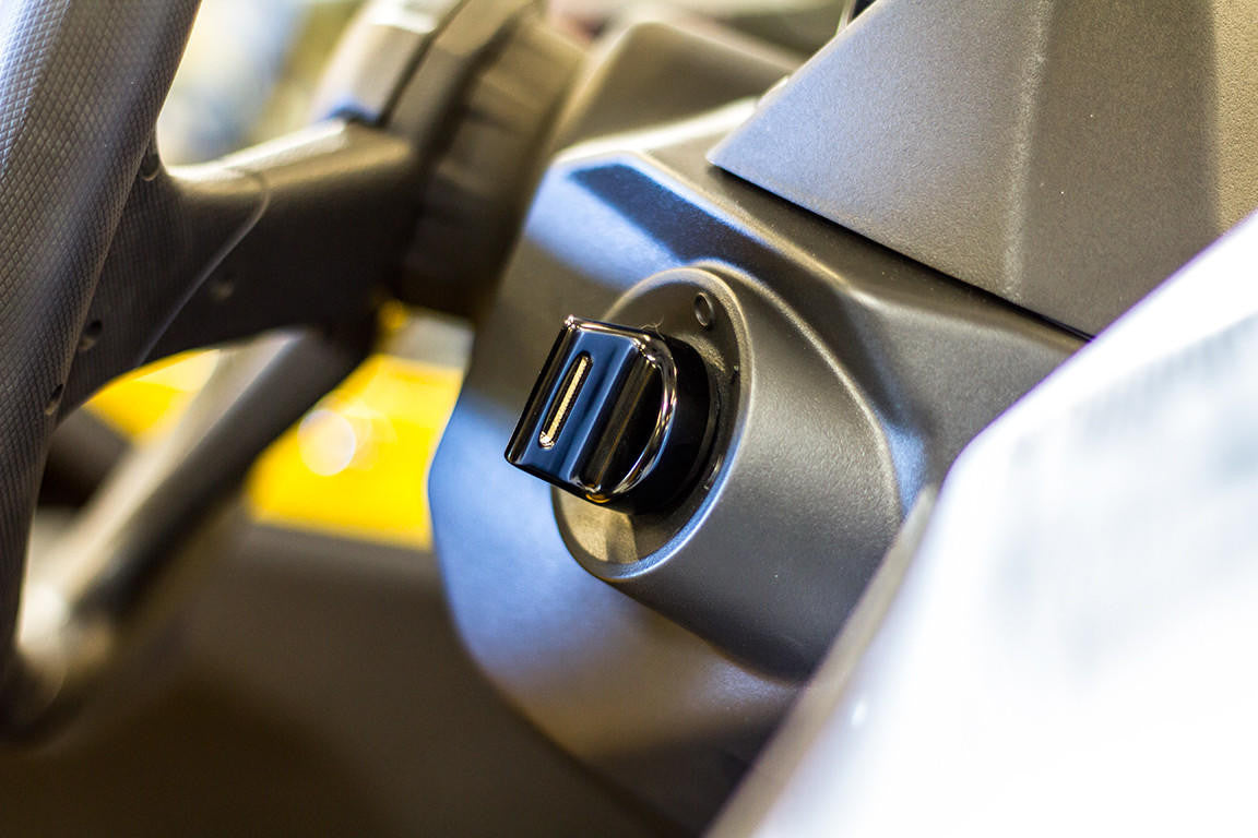 UTV INC BILLET ALUMINUM BLACK ANODIZED KEY FOB HOLDER