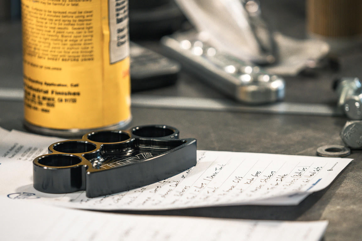 UTV INC BILLET ALUMINUM KNUCKLE DESIGN NOVELTY PAPER WEIGHT