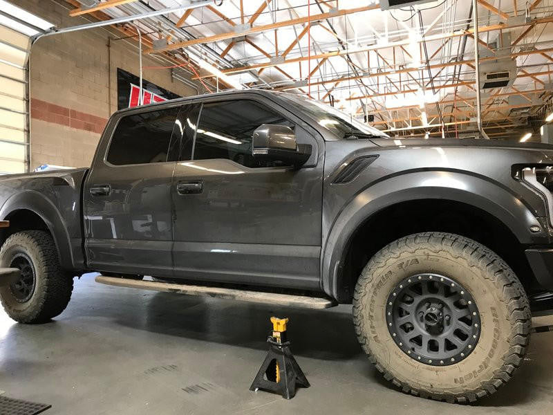 GEISER OFFROAD PRODUCTS GEN 2 FORD RAPTOR F150 PROGRESSIVE FRONT SPRINGS 2.5" LIFT