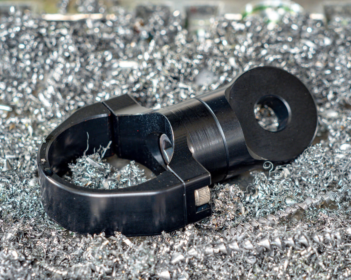 UTV INC 1.75” CLAMP ON BLACK ANODIZED BILLET ALUMINUM ADJUSTABLE WHIP MOUNT