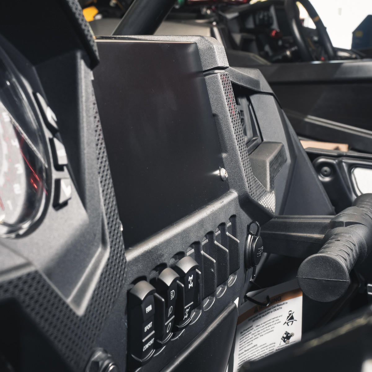 UTV INC 2019+ POLARIS RZR UNIVERSAL DASH-TABLET MOUNTING DASH PLATE