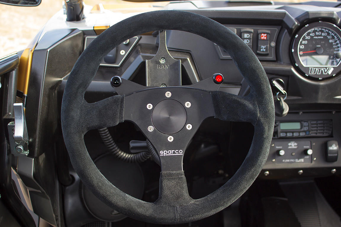 UTV INC 6 BOLT STEERING WHEEL MOMENTARY BUTTON KIT
