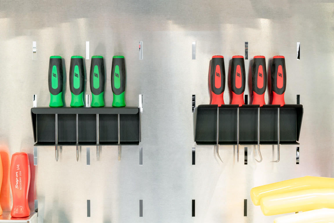 UTV INC SLOTS-N-DOTS 4 SLOTTED HOLE TOOL HOLDER